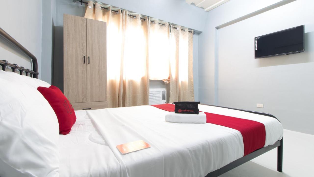 RedDoorz @ Sunfields Lipa Batangas Hotel Lipa City Luaran gambar