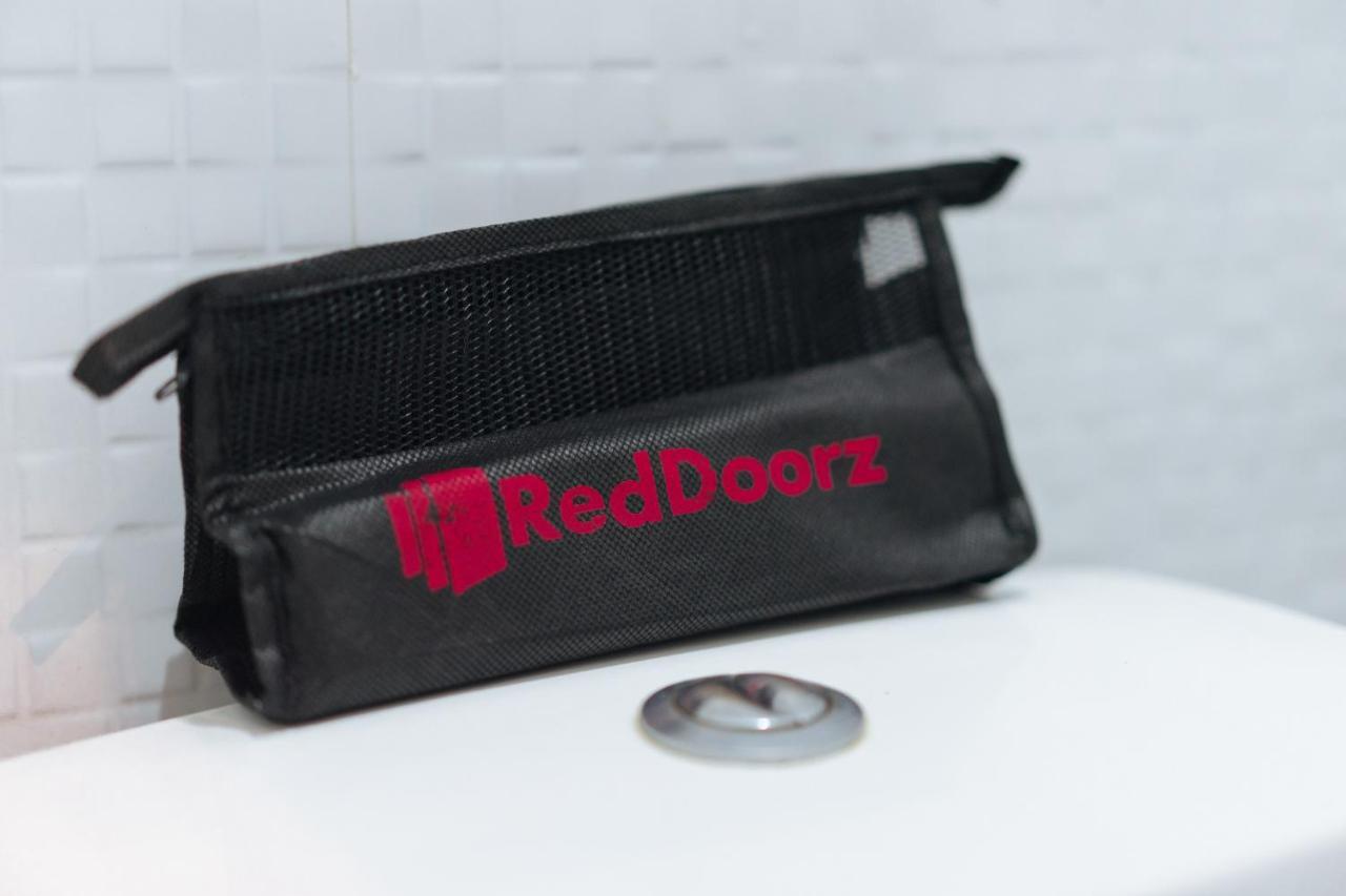 RedDoorz @ Sunfields Lipa Batangas Hotel Lipa City Luaran gambar